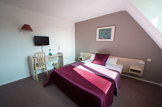 Anne De Beaujeu Hotel Gien Room photo