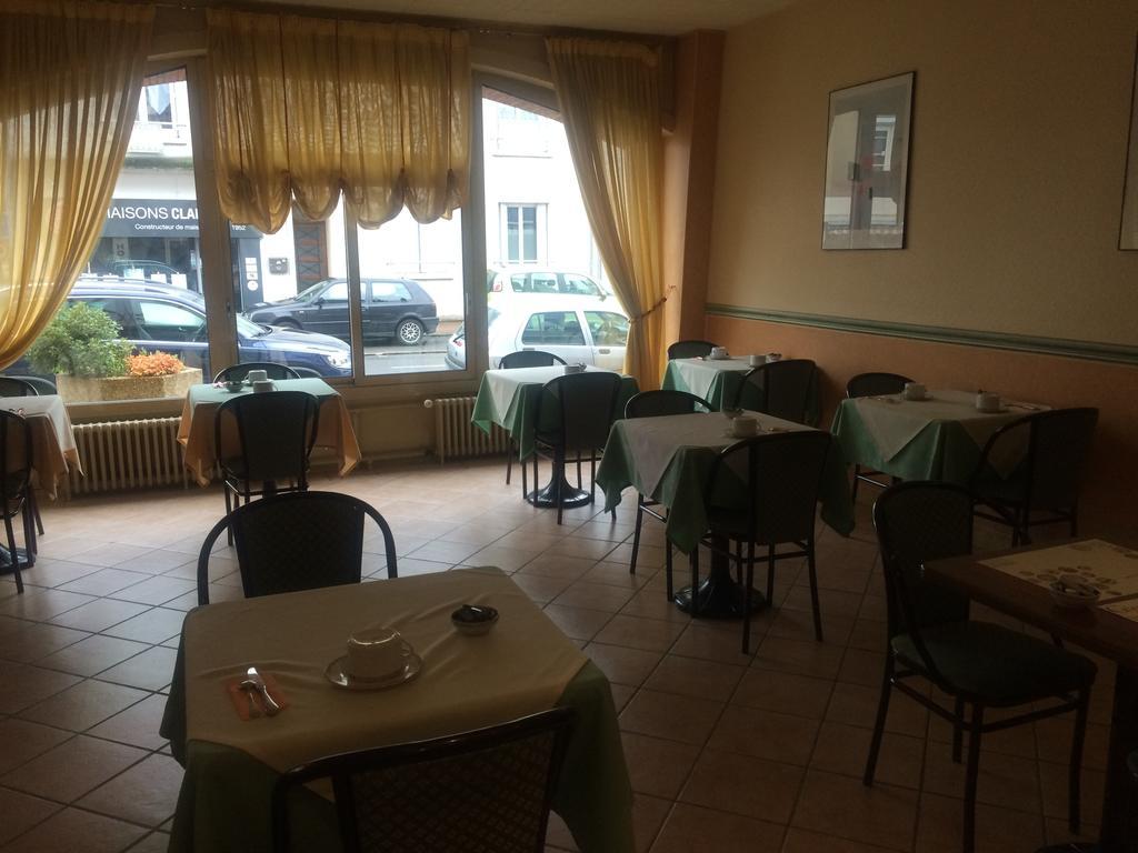 Anne De Beaujeu Hotel Gien Room photo