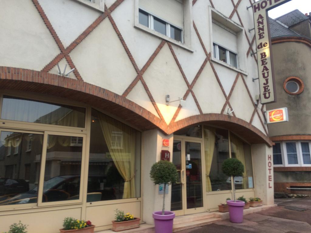 Anne De Beaujeu Hotel Gien Exterior photo